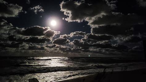 Full Moon Cloud Sky Fullmoon Halloween Midnight Ocean Nature