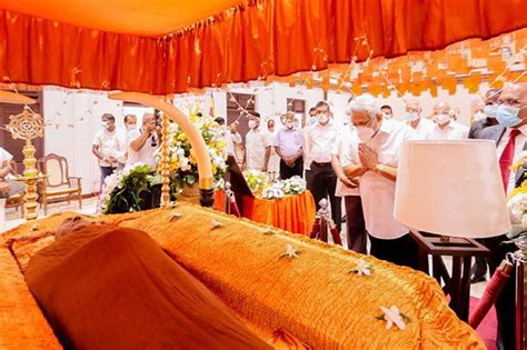President Pays Last Respects To Ven Buddhangala Ananda Thera