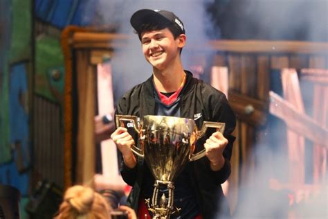 Teen Wins Fortnite World Cup Solo Championship Wins 3 Million