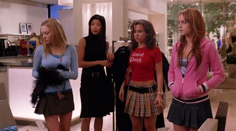 14 Of The Most Iconic Fashion Moments From Mean Girls Cosmopolitan Middle East