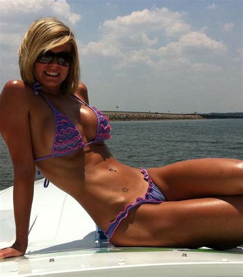 The Teaseum Bikini Babe Boat My Xxx Hot Girl