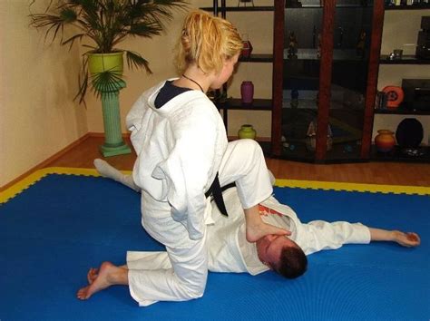 Pin Von Fran Cisco Auf Martial Arts Barefoot Judo Karate Taekwando