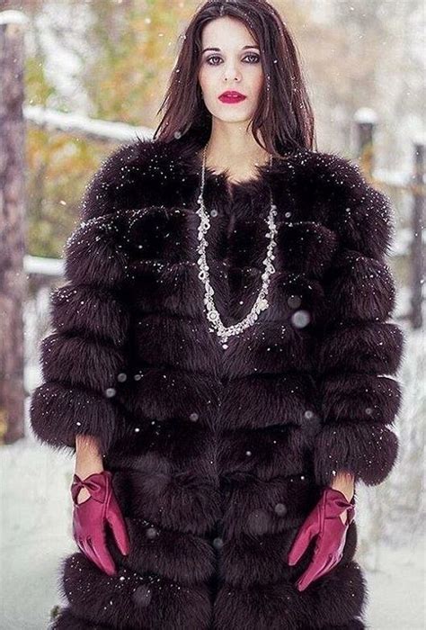 pin by furluvva furever on furs 24 in 2020 leather gloves fur coat fur