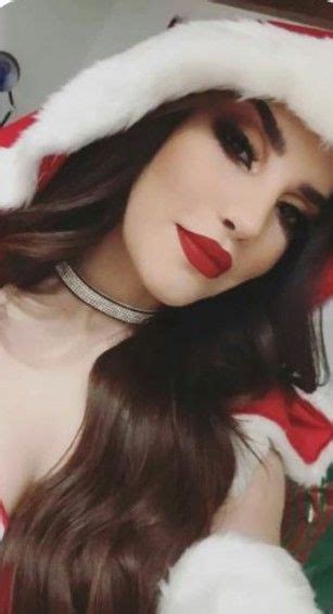 Navidad En 2020 Kimberly Loaiza Kim Loaiza Fotos De Bad Bunny