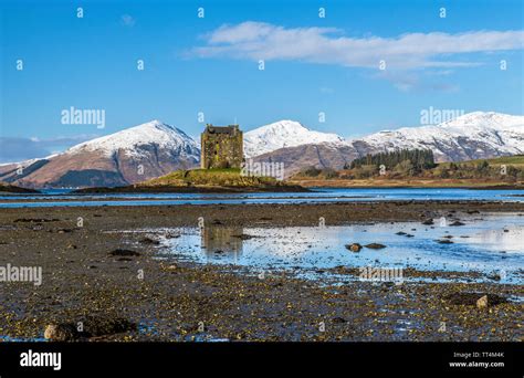 Tidal Islet On Loch Laich Hi Res Stock Photography And Images Alamy