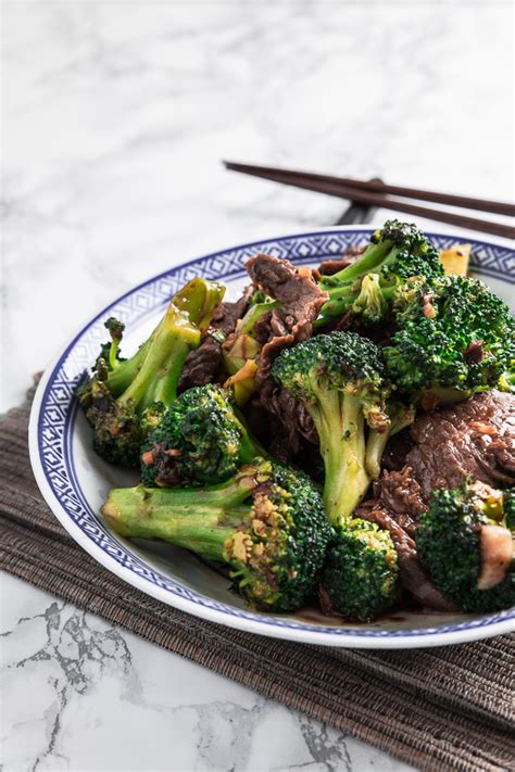 Using a slotted spoon, transfer the beef to a plate and set it aside. Easy Beef and Broccoli Stir Fry Recipe 西蘭花炒牛肉 - NomRecipes.com