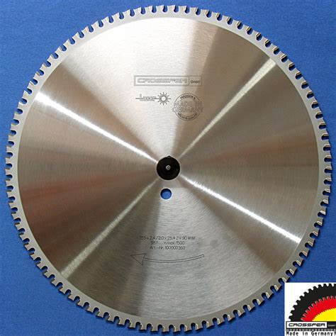 Et pour couper des métaux, mais également d'autres types de matériaux durs. LAME DE SCIE POUR MÉTAUX UNIVERSELLE 355 mm 90 DENTS