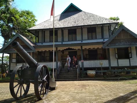 Mengeksplore Destinasi Wisata Sejarah Dan Budaya Di Makassar Okezone