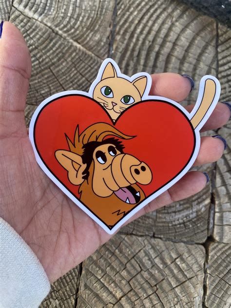 Alf Loves Cats Heart — House Of 1000 Pins