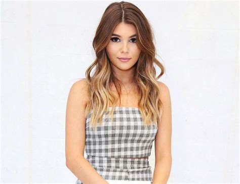 Olivia Jade Spotted Partying With Fellow Youtube Influencers Again