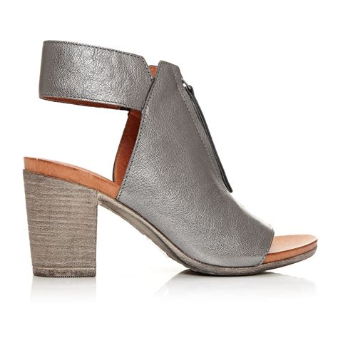 Laia Pewter Leather Sandals From Moda In Pelle Uk
