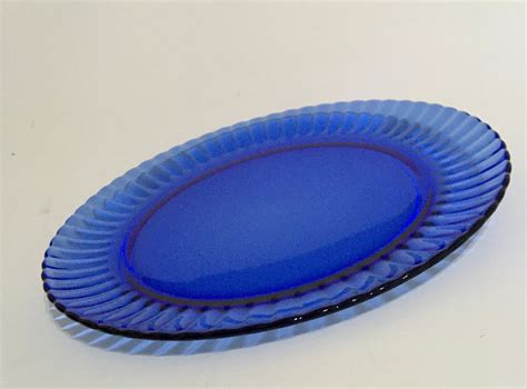 Cobalt Blue Glass Dinner Plates 10 14 With Swirl Edge Design