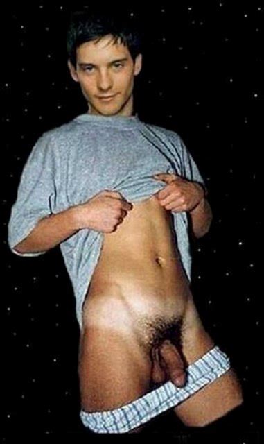 Tobey Maguire Nude TubeZZZ Porn Photos