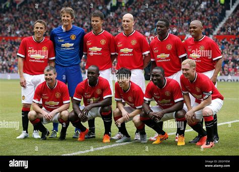 Manchester United Legends Hi Res Stock Photography And Images Alamy
