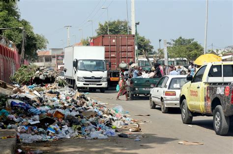 Angola Produz Anualmente 64 Milhões De Toneladas De Resíduos Sólidos Jornal O Guardião