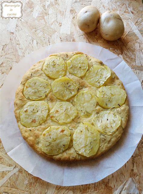 Questa focaccia è il risultato di un corso di cucina dedicato alla panificazione. Focaccia con patate e rosmarino | Ricetta | Ricette, Idee ...