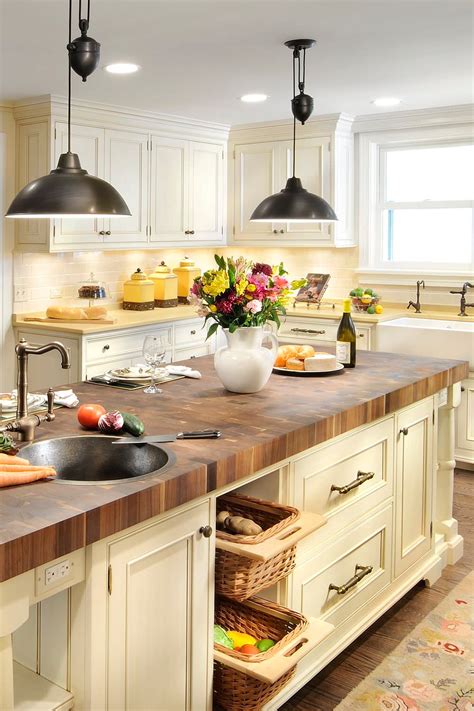 36 Captivating Kitchen With Butcher Block Countertops Ideas