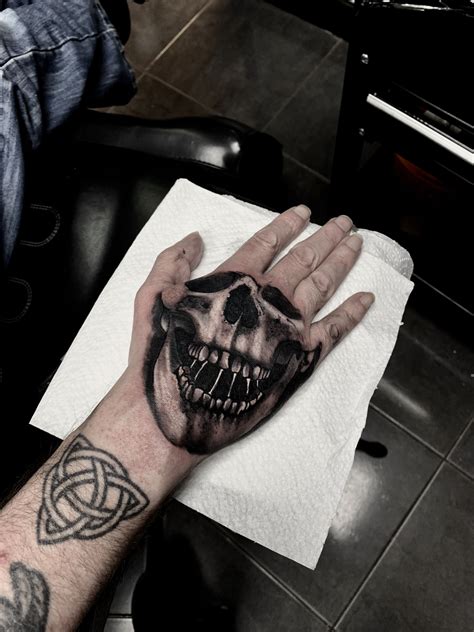 Hand Skull Mask Tattoo Skulltattoo Handtattoo Tattoos Skull Tattoo