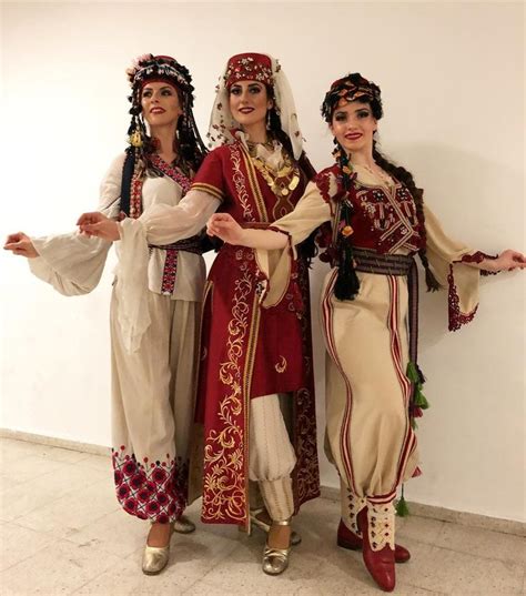Yöresel Türk Kiyafetleri Anadolu Kiyafetleri Traditional Turkish Clothes Anatolian Clothes