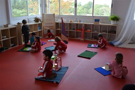 Aula Montessori Escuela Infantil Sambori