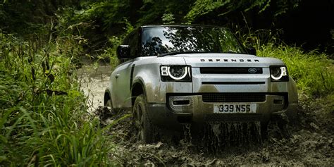 You can help to expand this page by adding an image or additional information. Land Rover Defender comes as plug-in hybrid in 2021 - electrive.com