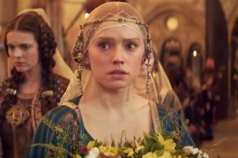First look at daisy ridley in hamlet reimagining ophelia. Movie Review - Ophelia (2019)