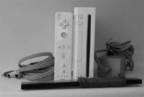 Nintendo Wii Console Model Rvl 001 With Gamecube Ports