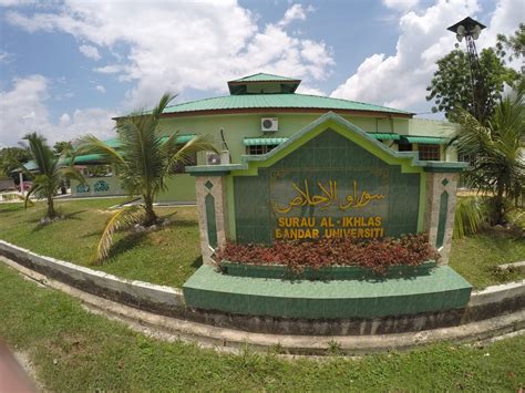 Aktuálne ceny a voľné izby, ubytovanie v centrum aj okolie. Surau Al-Ikhlas Taman Bandar Universiti Seri Iskandar ...