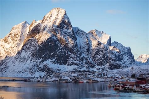Premium Photo Beautiful View Guide To Reine On Norways Lofoten