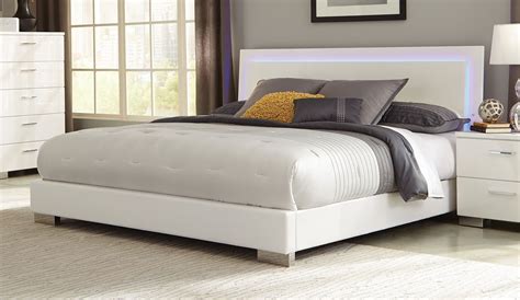 Felicity White King Platform Bed From Coaster 203500ke Coleman Furniture
