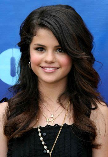 Selena Gomez Biografi