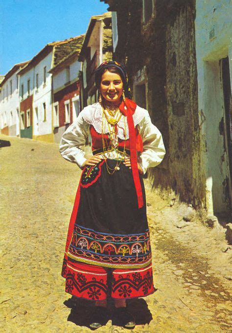 38 Trajos De Portugal Ideas Folk Costume Traditional Outfits
