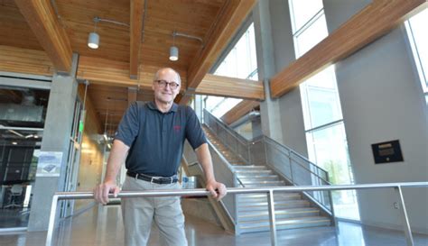Bender Named Interim Dean Voiland College Of Engineering And