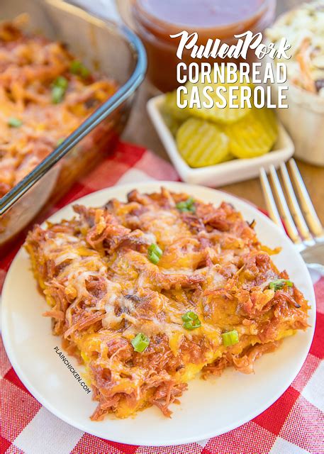 I'm not going to pretend to be a cornbread expert here, because i couldn't be any further from it. Pulled Pork Cornbread Casserole - sweet cornbread crust topped with pulled pork,… | Cornbread ...