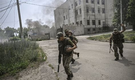 wojna rosji z ukrainą jak wygląda sytuacja na frontach na początku 110