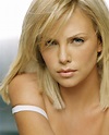 Charlize Theron special pictures (15) | Film Actresses
