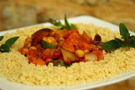 How To Cook Moroccan Couscous In Easy Steps Legumes Couscous