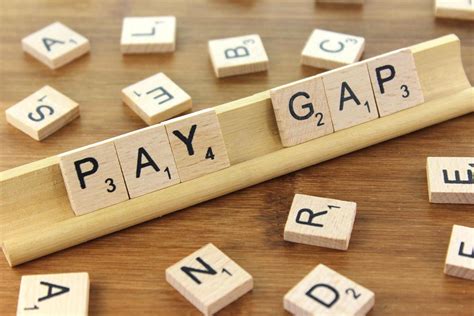 Pay Gap Free Of Charge Creative Commons Wooden Tile Image