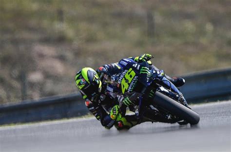 Valentino Rossi Tak Sabar Ngepot Di Sirkuit Mandalika Insidelombok