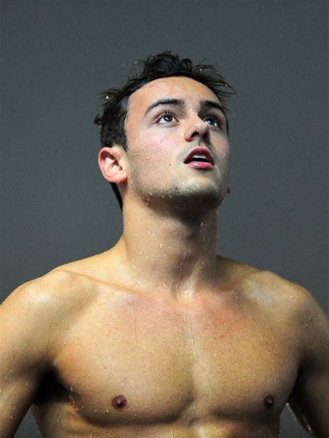 tom daley tom daley wow factor good looking men special features how to look better robert