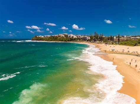 You're right about the popularity of noosa beach, although, the beaches in caloundra have been steadily attracting more and more beachgoers over. Where to stay in Caloundra | Ocean view resort, Caloundra ...