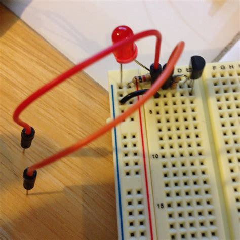 Nor gate is a universal gate capable of implementing any possible logic function. transistors - Can I use 1 resistor for both inputs of an ...