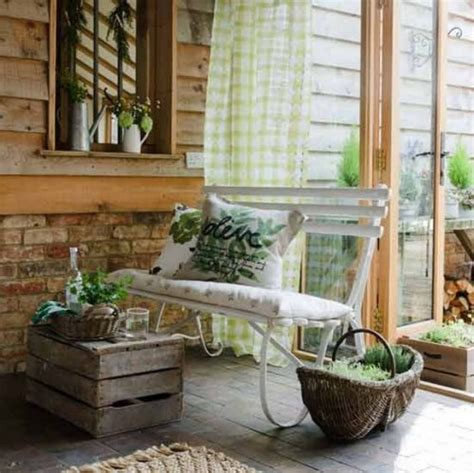 Generations ago, the porch was the 'living room' of the home. Creative Porch Decoration Ideas