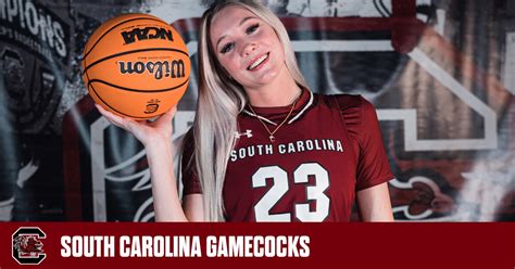 No. 17 Chloe Kitts Signs with Gamecocks – University of South Carolina