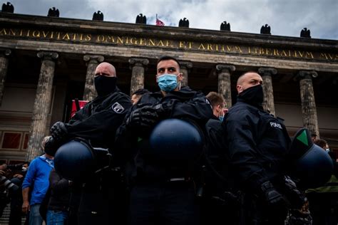 Берлинская полиция подготовилась к массовым беспорядкам 1 мая
