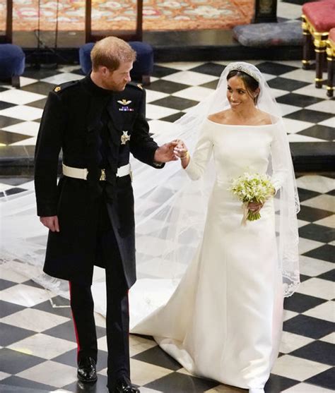 Inside harry and meghan's royal wedding evening reception: Royal Wedding Reception! See the Gorgeous Cake and the ...