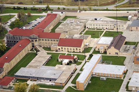 Green Bay Correctional Facility Greenfire Management Services Llc