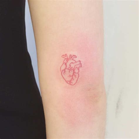 45 Cute Mini Red Heart Tattoo Designs For Romantics