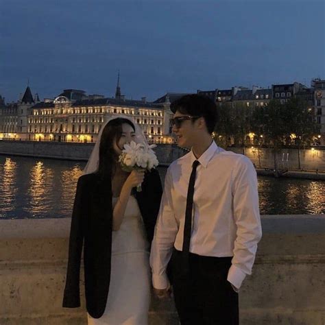 There are already 15 enthralling, inspiring and awesome images tagged with couple aesthetic. Couple Ulzzang Korean Aesthetic #couplephoto #couplephotography #coupletravel di 2020 | Foto ...