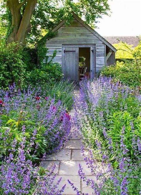 90 Stunning Small Cottage Garden Ideas For Backyard Landscaping 1000 In 2020 Small Cottage